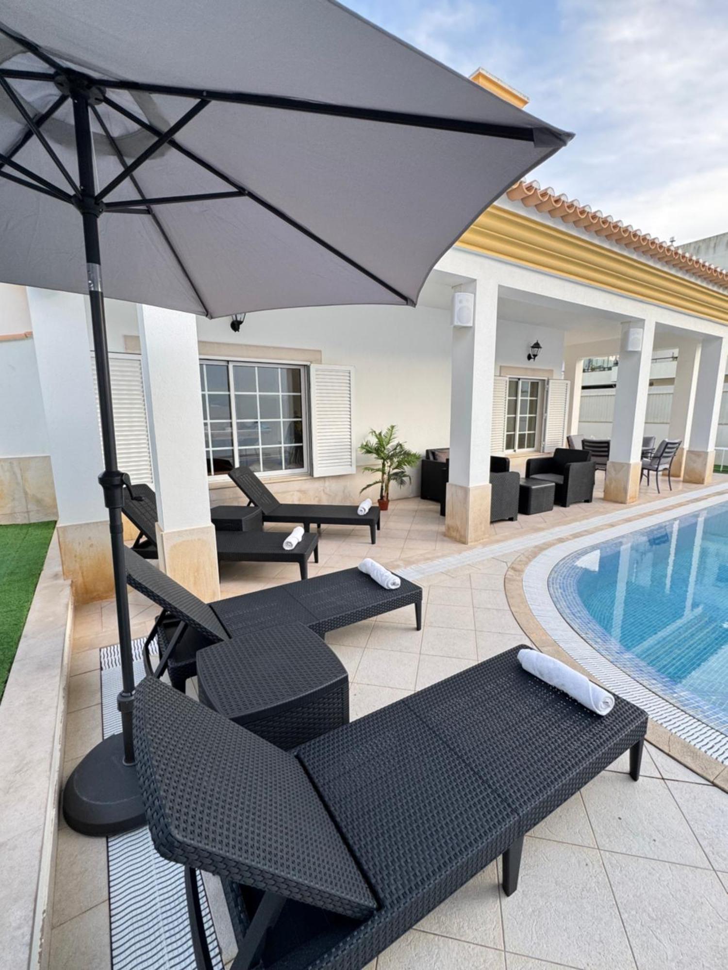 Villa Bonita Guesthouse Albufeira Old Town エクステリア 写真